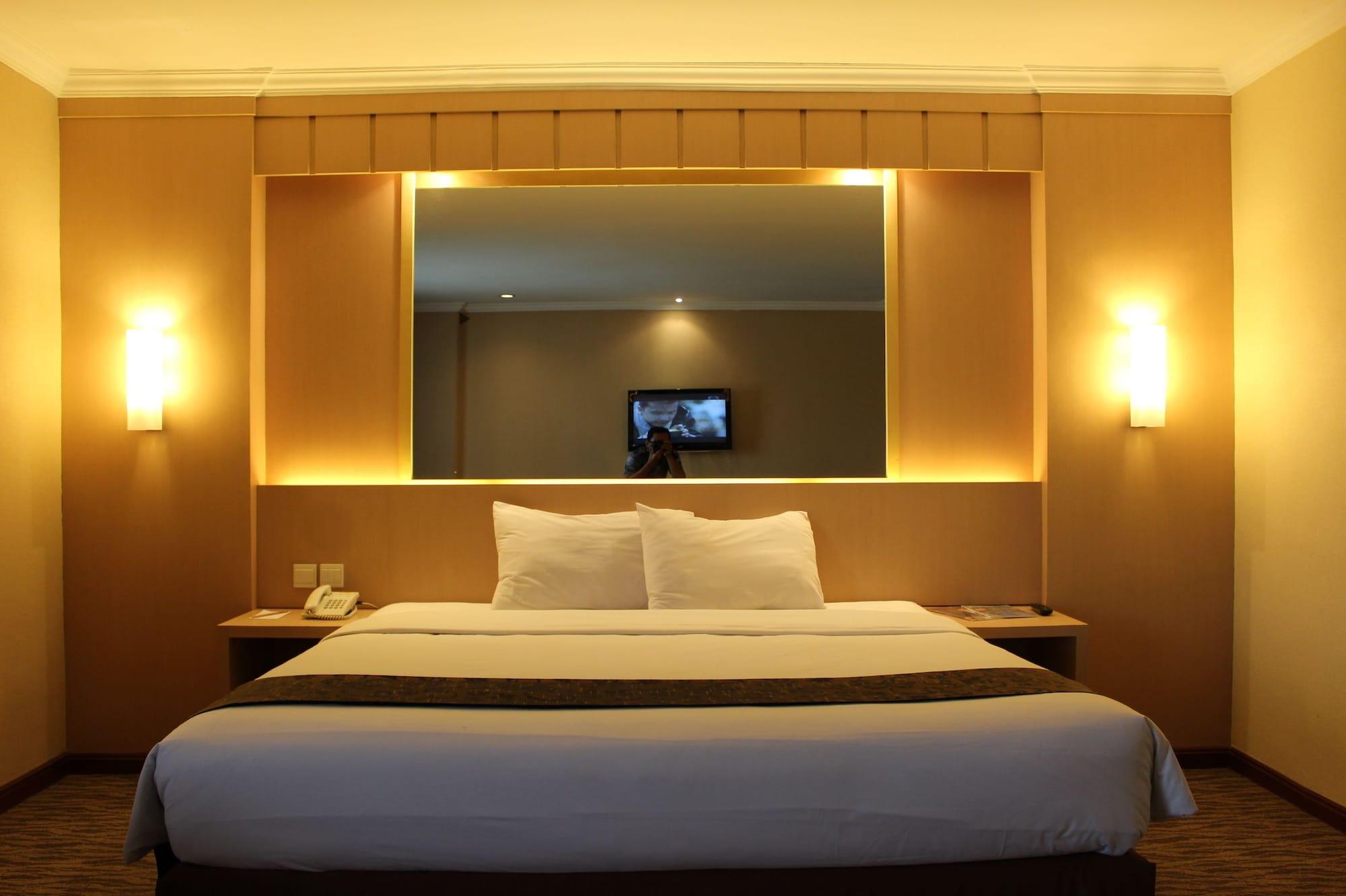 Hotel Le Polonia Managed By Topotels Medan