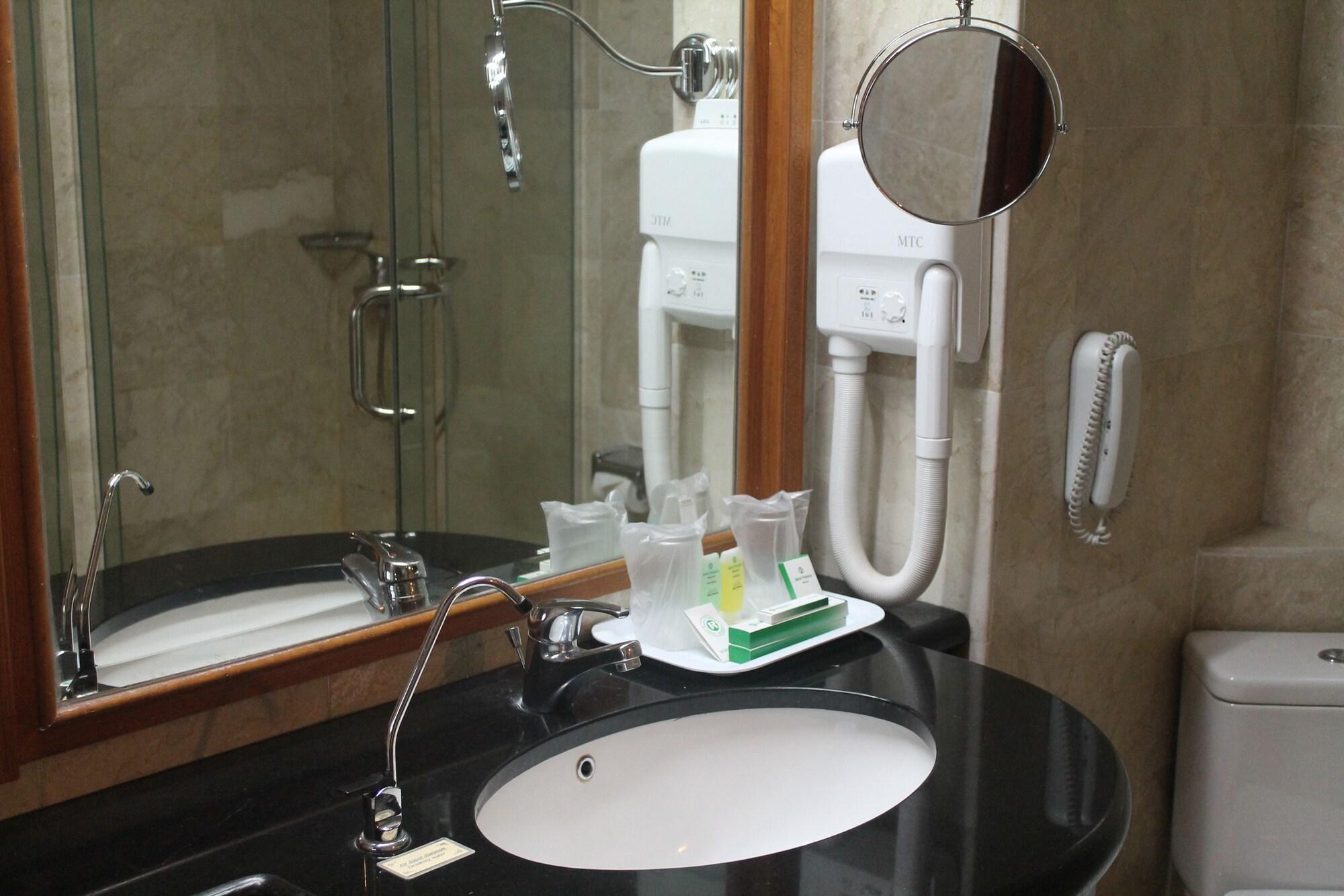 Hotel Le Polonia Managed By Topotels 4*