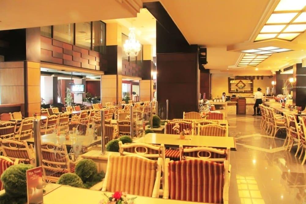 Hotel Le Polonia Managed By Topotels